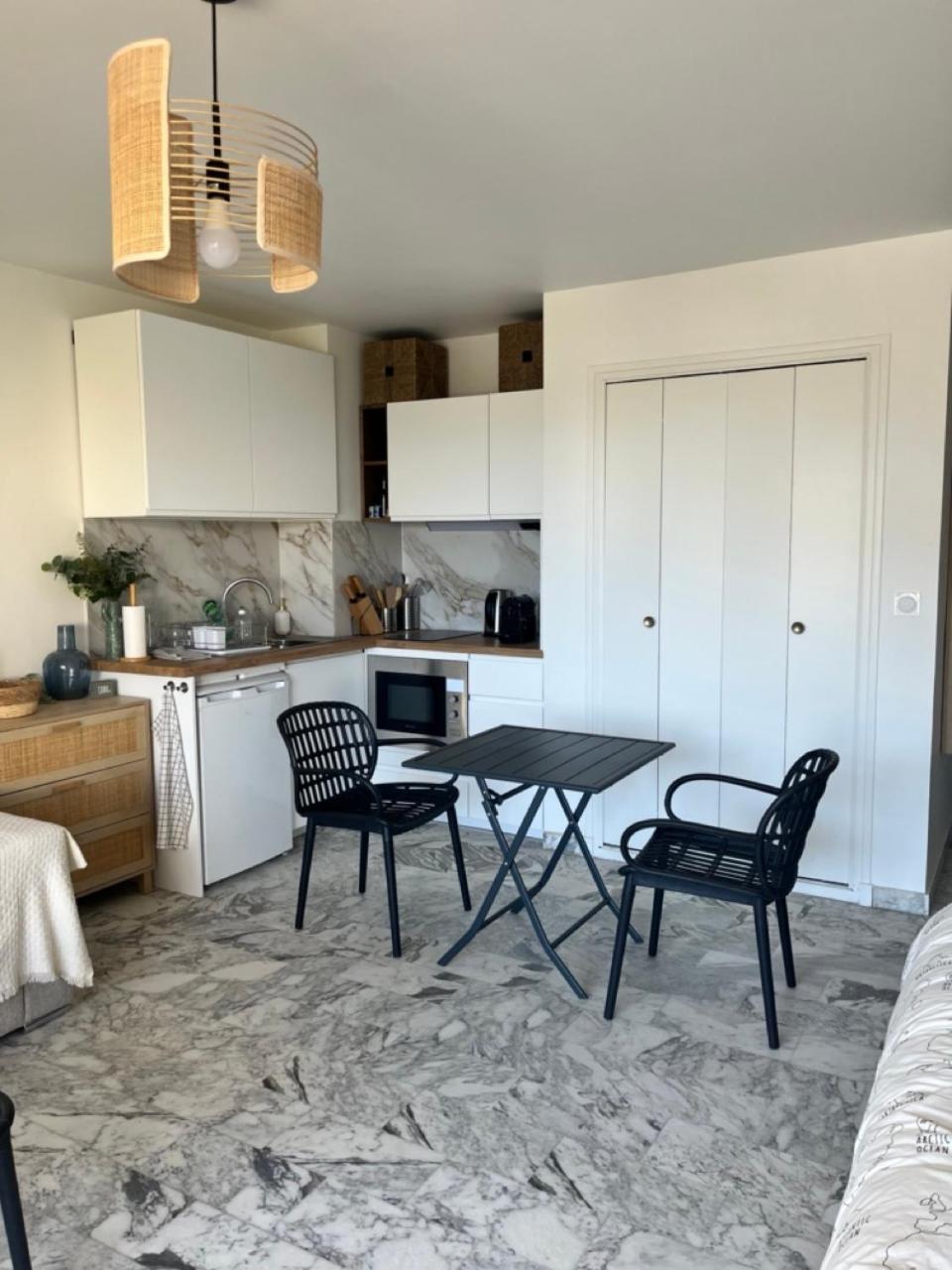 Studio Cosy Avec Terrasse Sur La Plage La Seyne-sur-Mer Buitenkant foto